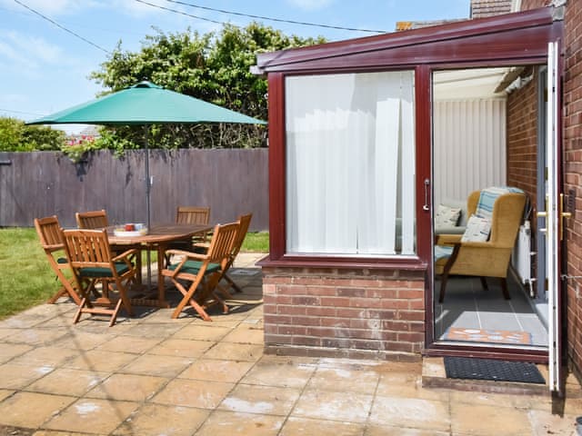 Sitting-out-area | Beach Escape, Bacton