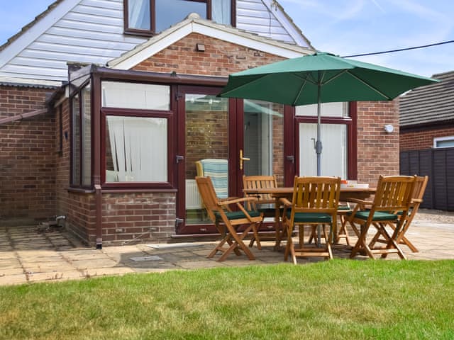 Sitting-out-area | Beach Escape, Bacton