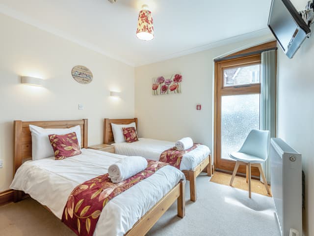 Twin bedroom | Byre - The Victorian Barn, Blandford Forum
