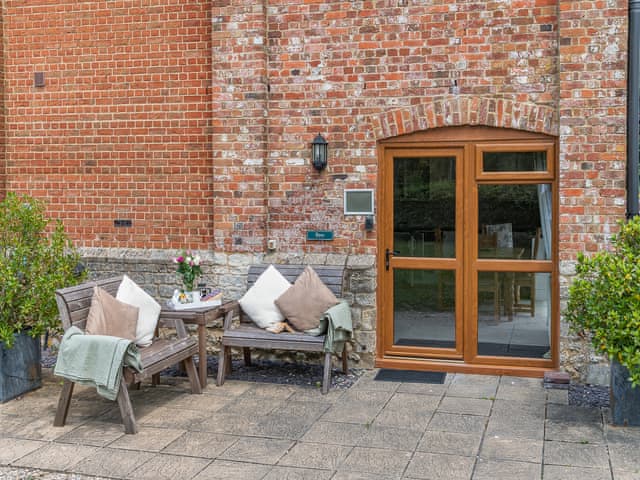 Sitting-out-area | Byre - The Victorian Barn, Blandford Forum