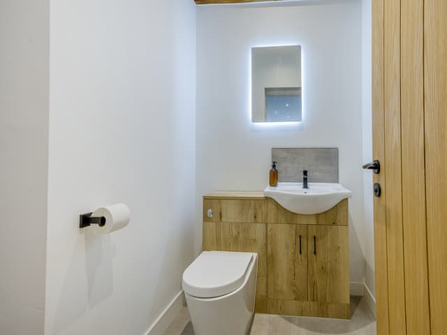 Shower room | The Stone Barn, East Firsby