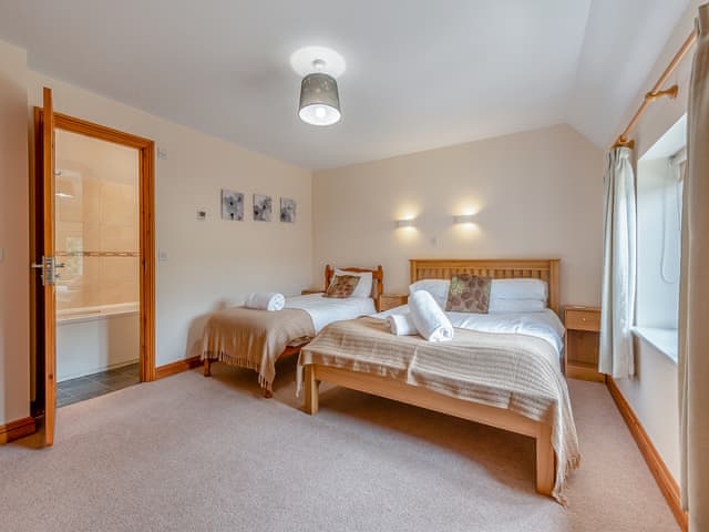 Twin bedroom | Jasmine - The Victorian Barn, Blandford Forum