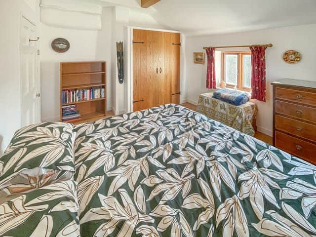 Double bedroom | The Farmhouse at Hallin Bank - Hallin Bank, Glenridding and Southern Ullswater