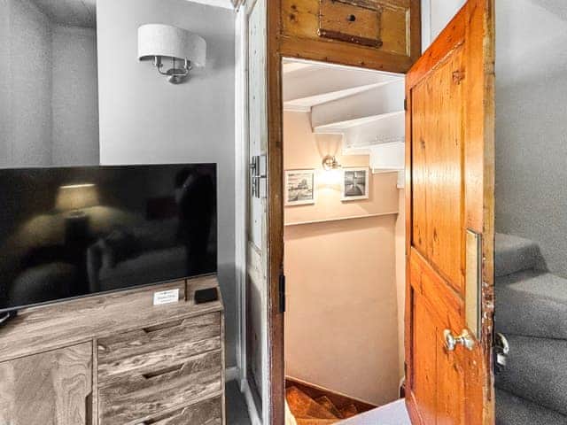 Interior | Whalers Cottage, Whitby