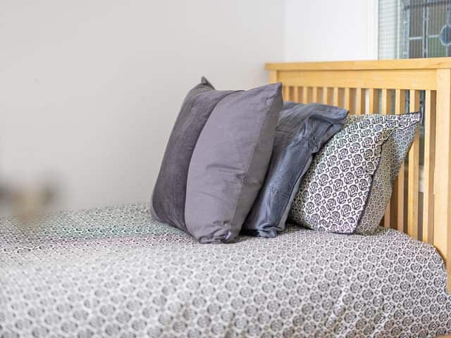 Single bedroom | Lighthouse Lookout, Roker, near Sunderland
