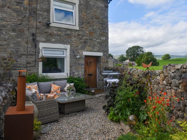 Outdoor | Ewes Leap, Skipton