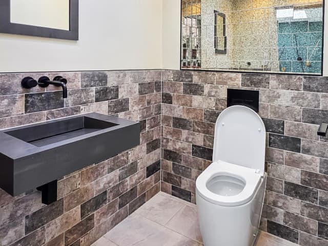 Bathroom | The Woodford Retreat, London