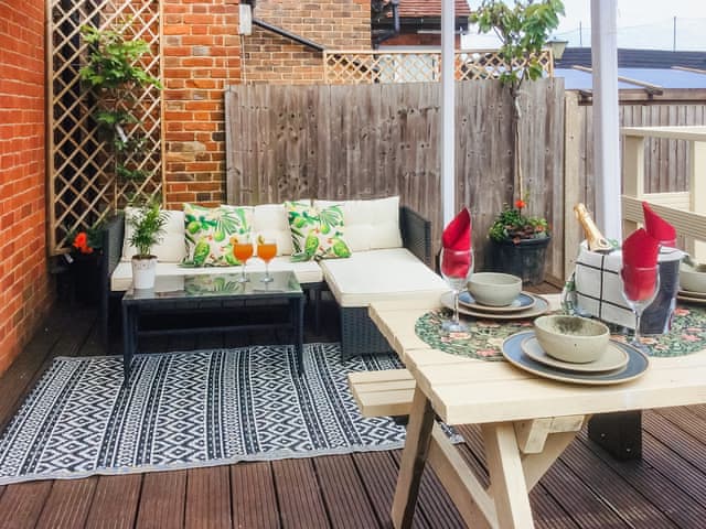 Decking | Tigers Rest, Harvel, near Meopham