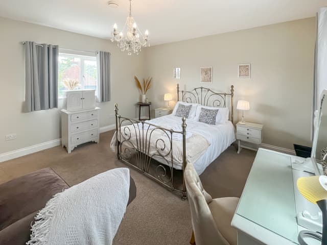 Double bedroom | Tigers Rest, Harvel, near Meopham