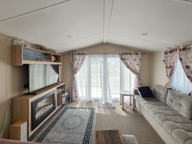 Open plan living space | Seaside Retreat, Hayling Island