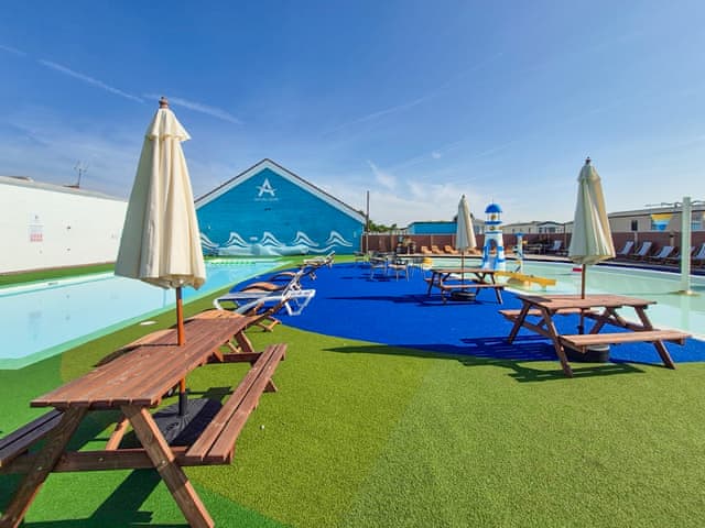 Surrounding area | Seaside Retreat, Hayling Island