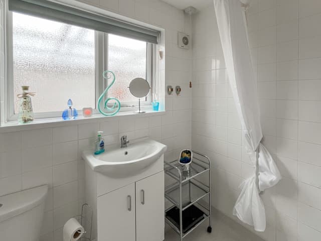 Bathroom | Beach Bungalow, Bognor Regis