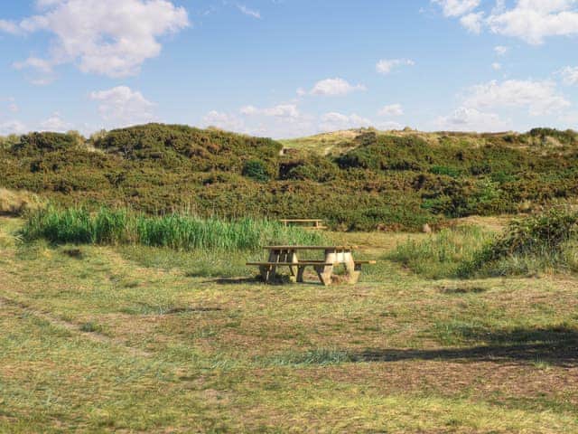 Surrounding area | Coastguard Cottage, Caister-on-Sea, near Great Yarmouth