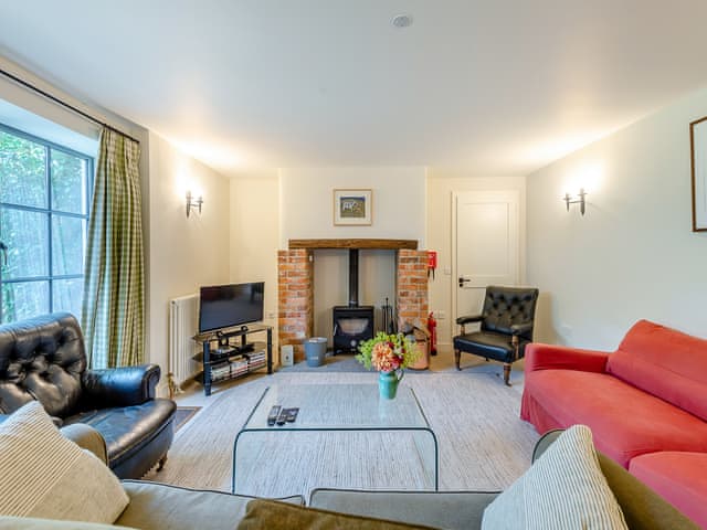 Living room | Kings Cottage South - Kings Cottages Holidays, Salisbury