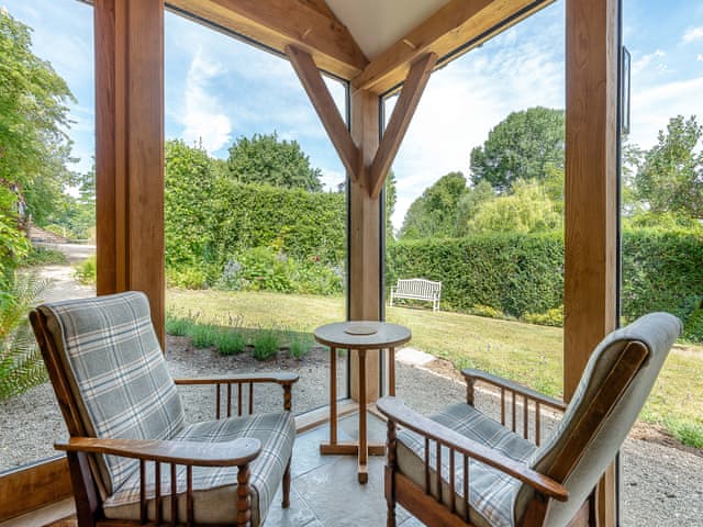 Sun room | Kings Cottage South - Kings Cottages Holidays, Salisbury