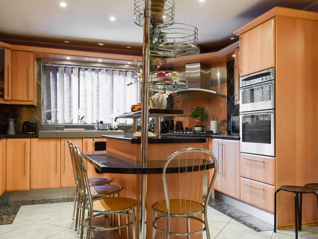 Kitchen | Grange House, Gamston, near Nottingham