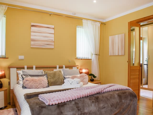 Double bedroom | Grange House, Gamston, near Nottingham