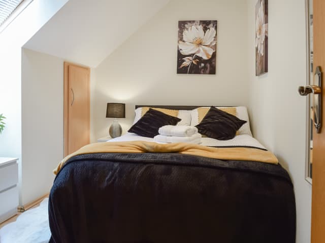 Double bedroom | Grange House, Gamston, near Nottingham