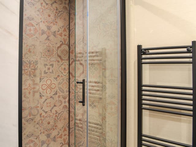 Bathroom | Fairways Retreat 1 - Cottingham Parks, Cottingham