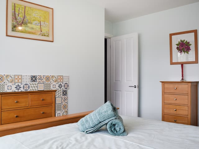 Double bedroom | Pinecote, Bottesford
