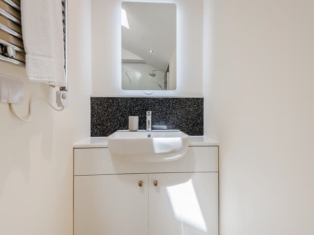 Bathroom | Ashwood - The Victorian Barn, Blandford Forum