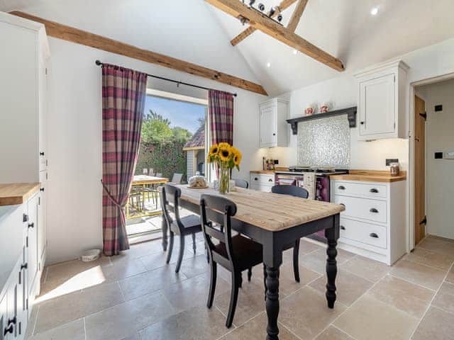 Kitchen/diner | Queens Barn, Wortham, near Diss