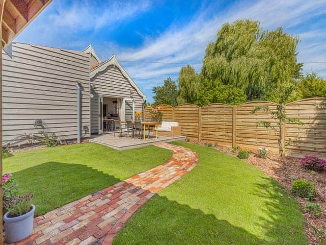Outdoor | Queens Barn, Wortham, near Diss