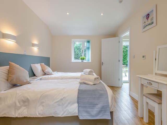 Twin bedroom | Maplewood - The Victorian Barn, Blandford Forum