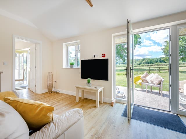 Open plan living space | Hollywood - The Victorian Barn, Blandford Forum