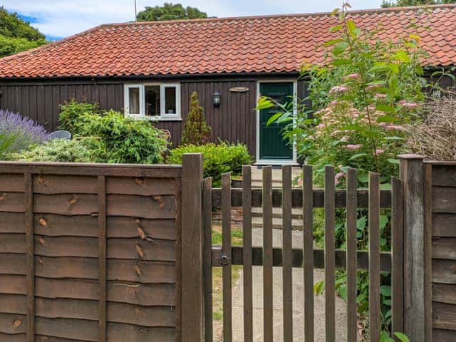 Pinewood Cottage | Pinewood - Thorpewood Cottages, Thorpe Market