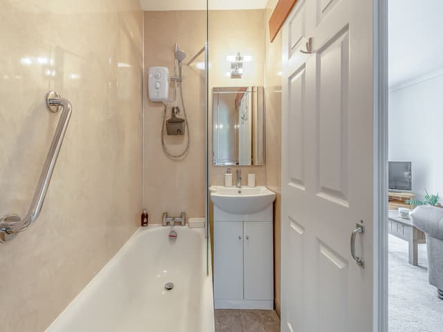 Bathroom | Black Hill View, Newton Abbot
