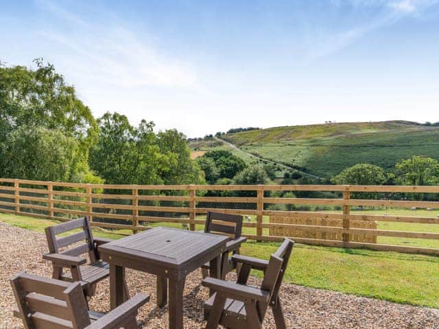 Sitting-out-area | The Old Barn - Maddy House Farm, near Castleton