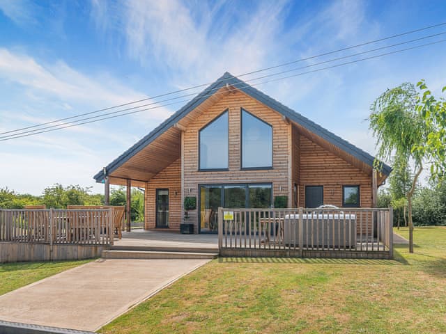 Exterior | Micklemore Lakes & Lodges, North Thoresby