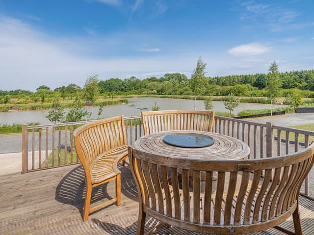 Decking | Micklemore Lakes & Lodges, North Thoresby