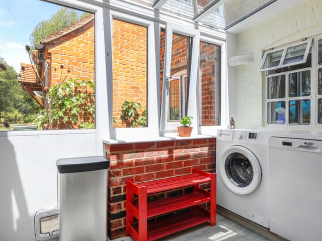 Utility room | Bramblefield Cottage, All Berkshire