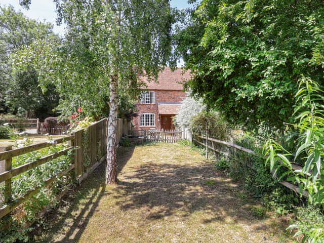 Outdoor | Bramblefield Cottage, All Berkshire