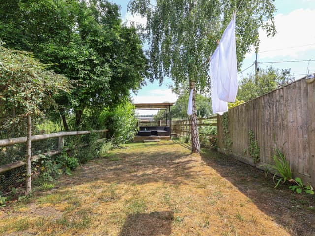 Outdoor | Bramblefield Cottage, All Berkshire