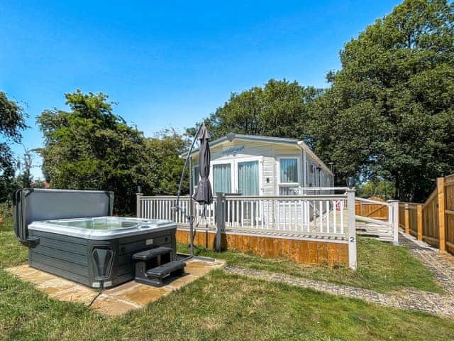 Large secure garden idea for children and dogs | Margaret&rsquo;s - Emmotland Holidays, Driffield