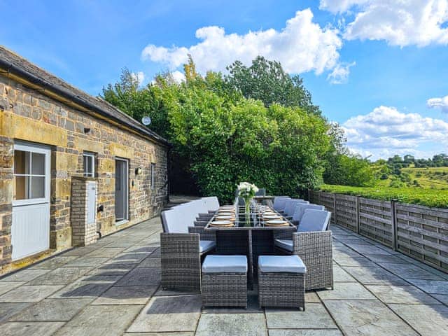Rattan Dining Set | Valley View Barn - Bradbourne, Bradbourne, near Ashbourne