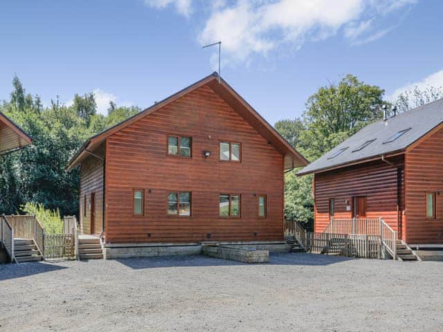 Exterior | Waterside Lodge Four - Ashgrove Country Park, Elland