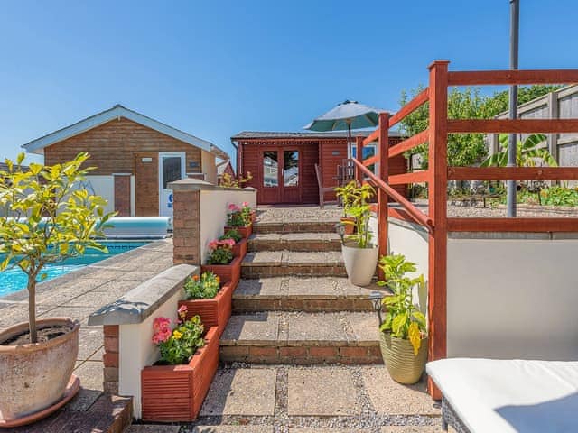 Outdoor | The Lantern Tree, Kingsteignton
