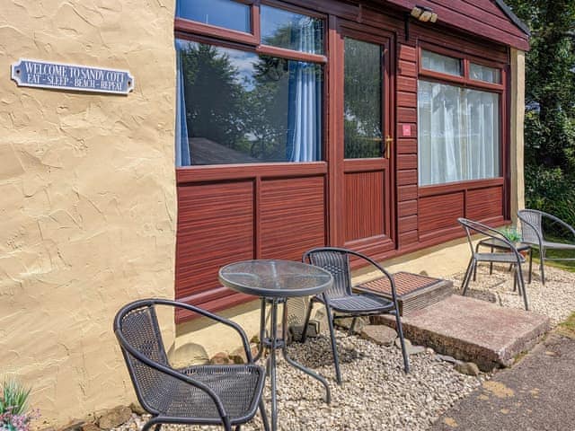 Sitting-out-area | Sandy Cott, Kilkhampton