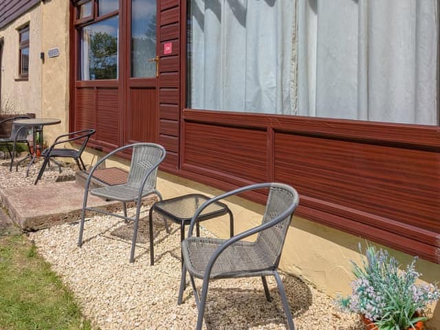 Sitting-out-area | Sandy Cott, Kilkhampton