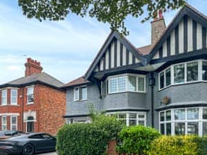Exterior | Cardi Cove, Bridlington