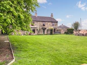 Exterior | The Farmhouse, Featherstone, near Wakefield