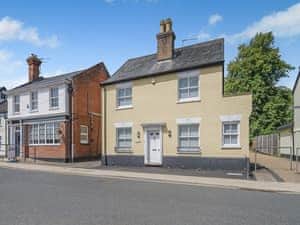 Exterior | Courtyards, Diss