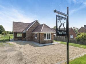 Exterior | Field View, South Kyme, near Boston