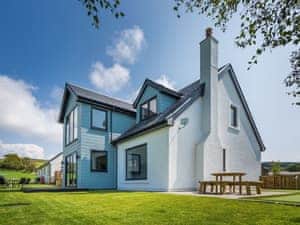 Exterior | A&rsquo;Chrannchuir, Blackwaterfoot