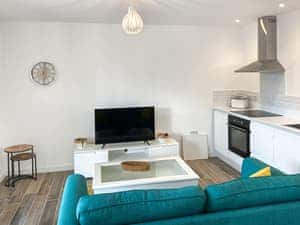 Living area | Elm - Chapel Hill retreats, Lydney, Forest of dean