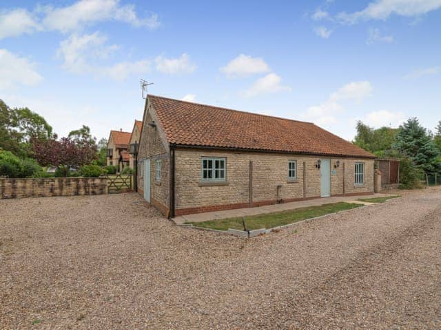 Exterior | Honeysuckle Cottage, Oasby, near Grantham